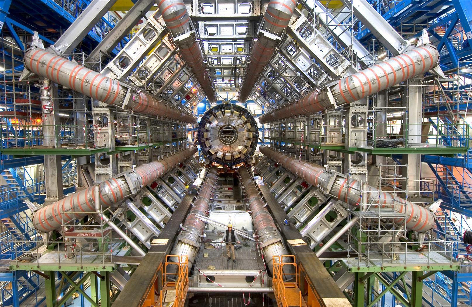 [Obrázek: CERN-CZ_obr%C3%A1zek_2.jpg]